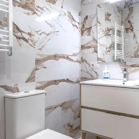 Gran Apto A 5 Min De Casco Viejo. Familias, Grupos Bilbao