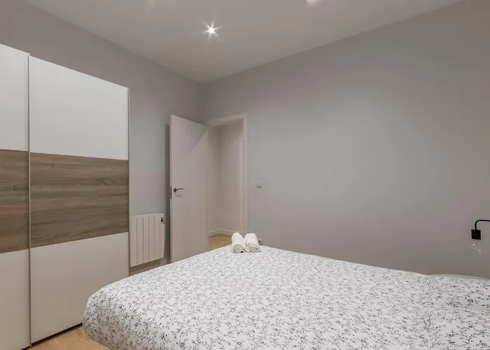 Gran Apto A 5 Min De Casco Viejo. Familias, Grupos