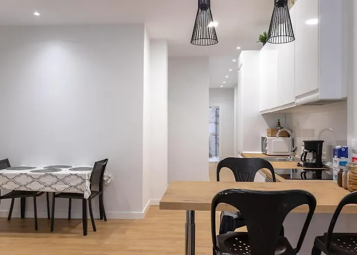 Gran Apto A 5 Min De Casco Viejo. Familias, Grupos * Bilbau